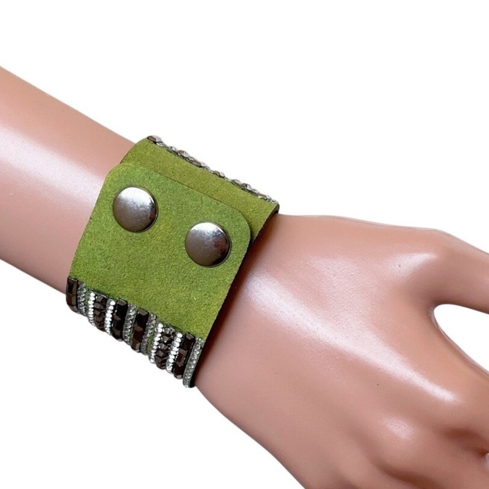 Whimsical Boho Bold Chartreuse Green Velvet Layered Stack Rhinestone Bracelet - Picture 5 of 5